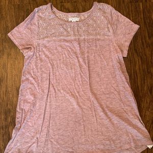 Liz Lange Maternity T-shirt